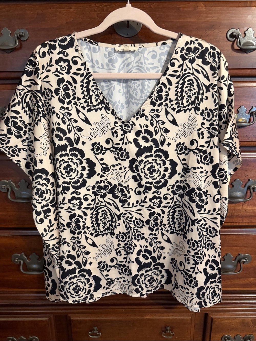 Easel Black Floral V-Neck Tunic Top on Cream